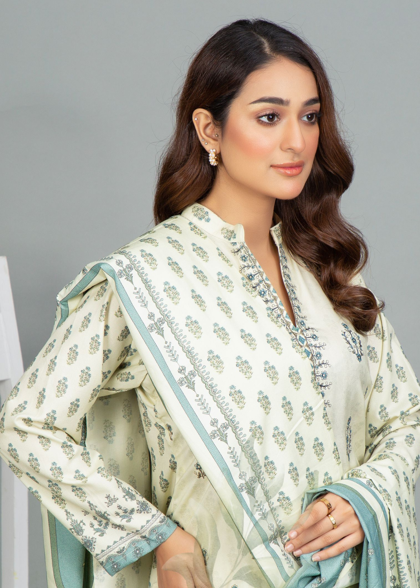 3PC-Unstitched Embroidered Off-White Dhanak Marina