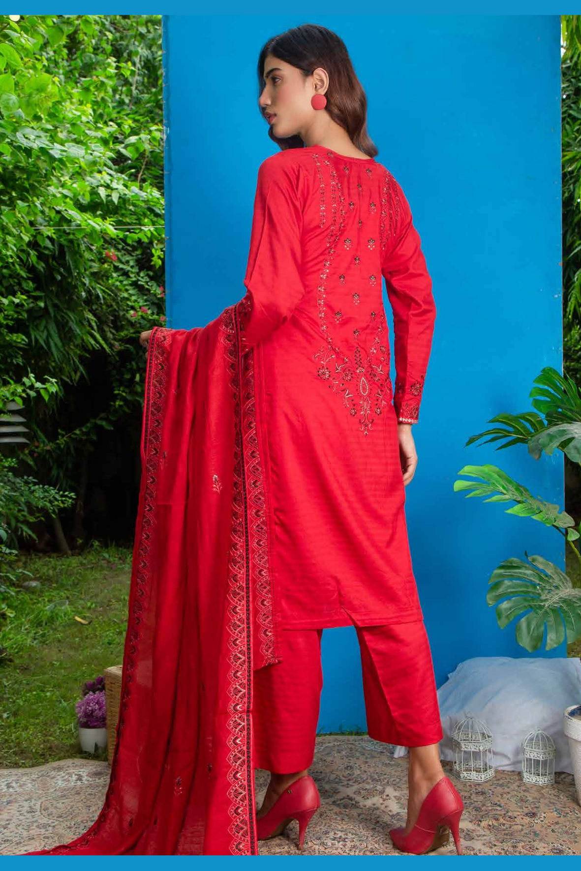 3PC-Unstitched Embroidered Red Viscose Bana Dora