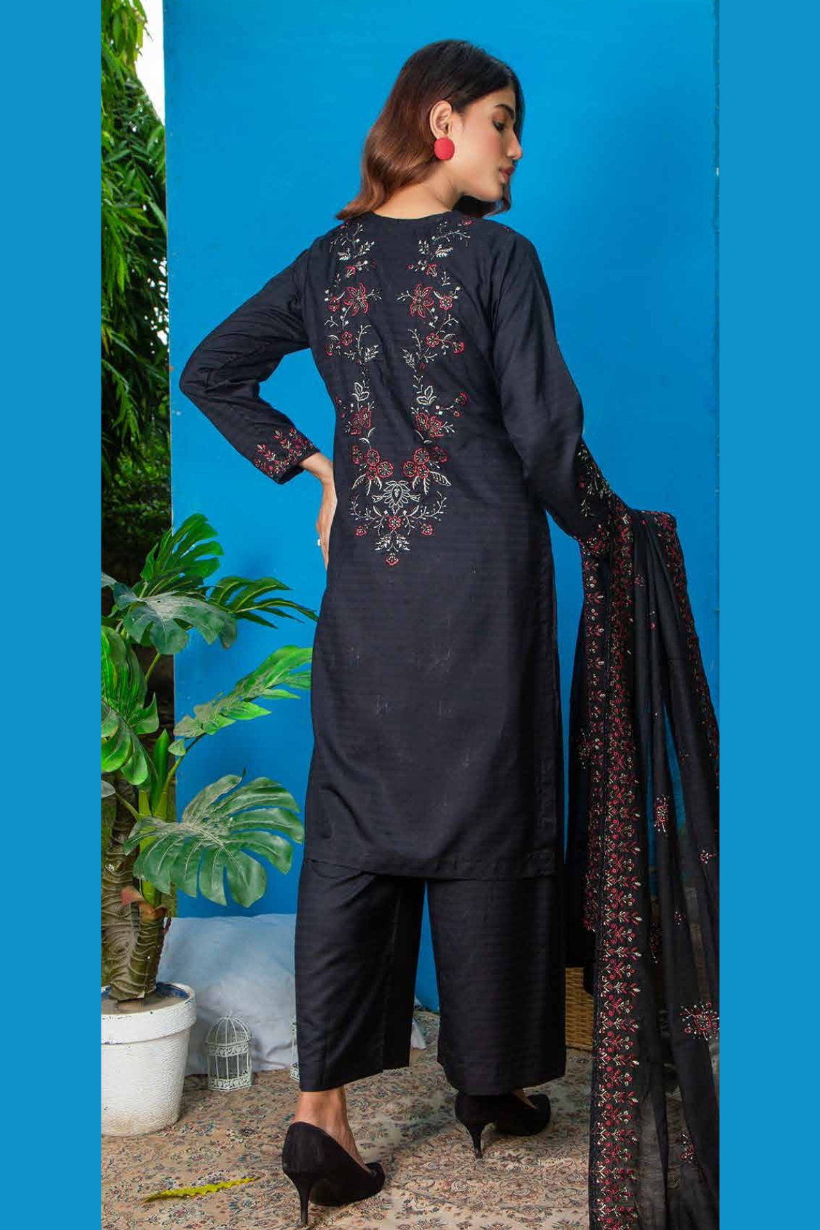 3PC-Unstitched Embroidered Black Viscose Bana Dora